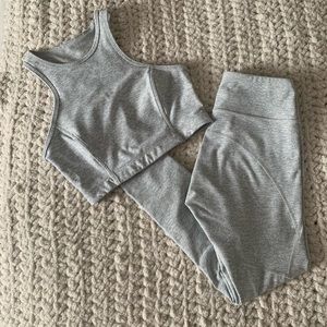 Outdoor Voices Athena sports bra and leggings set, NWOT size XS